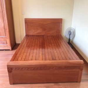 Giường ngủ gỗ nguyên khối 3