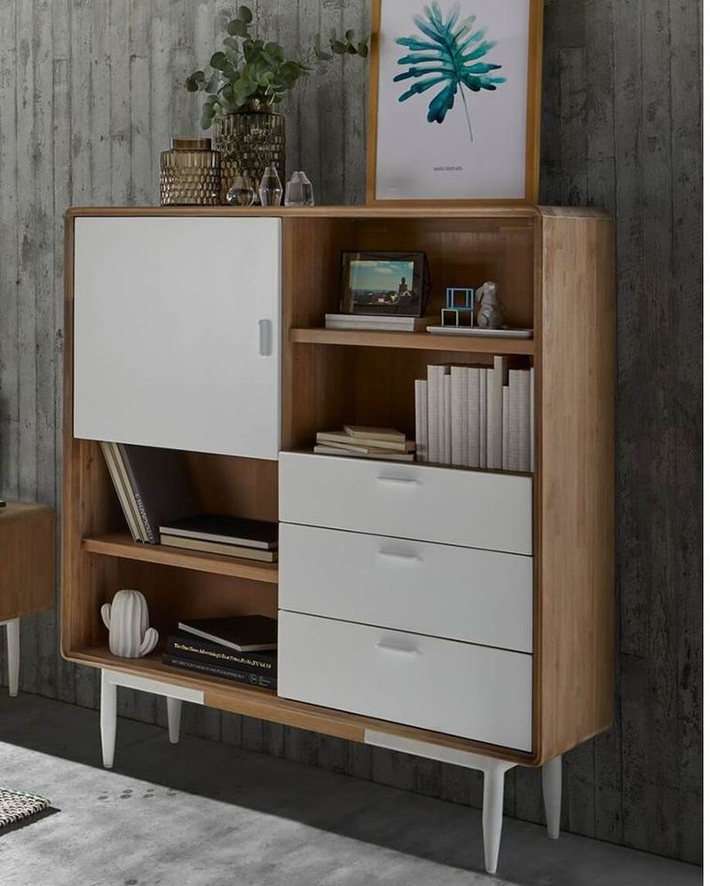 Tủ trưng bày gỗ MDF thiết kế theo yêu cầu 13