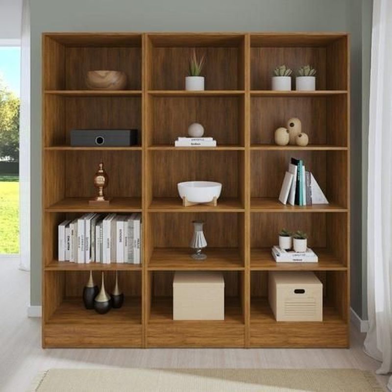 Tủ trưng bày gỗ MDF thiết kế theo yêu cầu 11