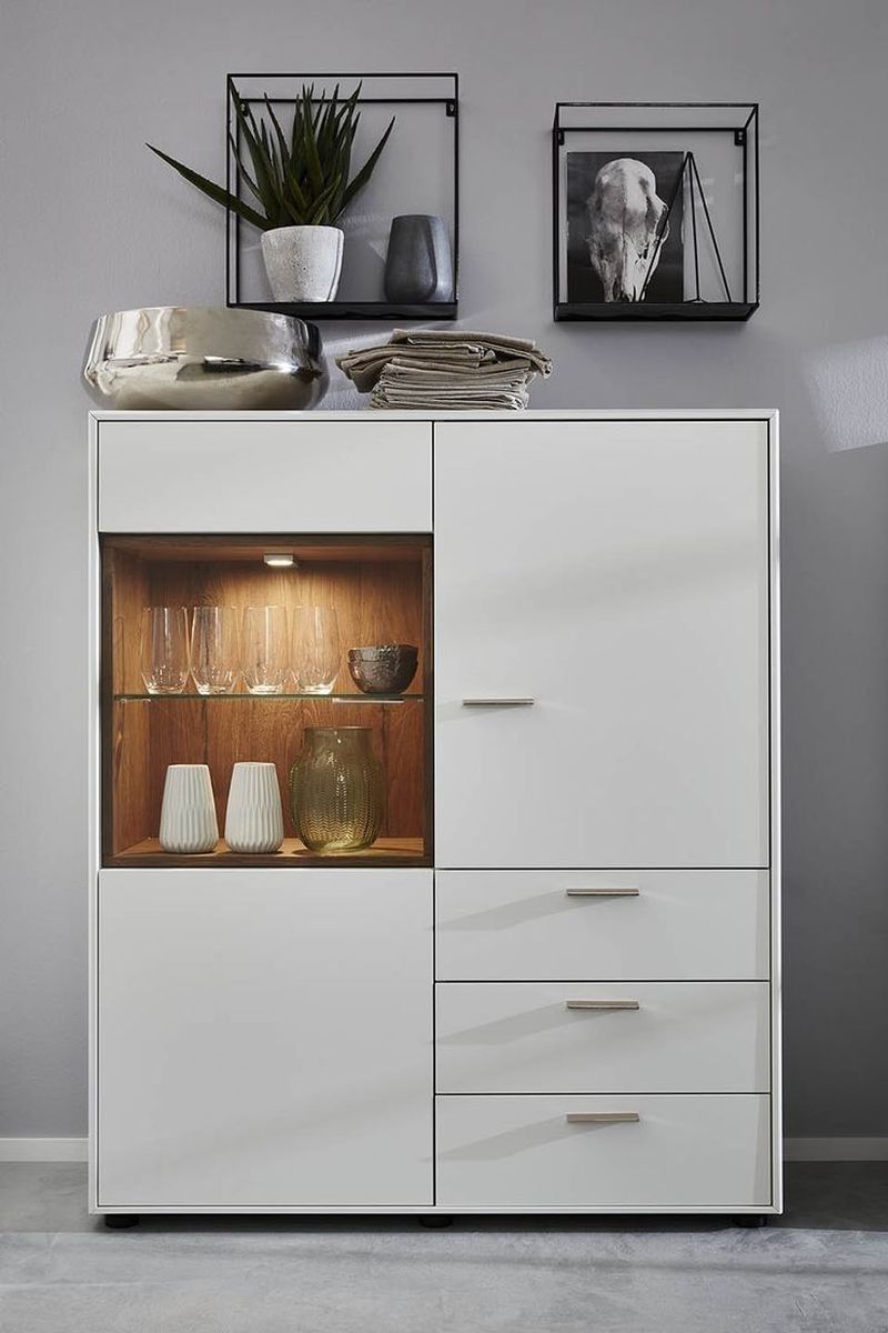 Tủ trưng bày gỗ MDF thiết kế theo yêu cầu 8